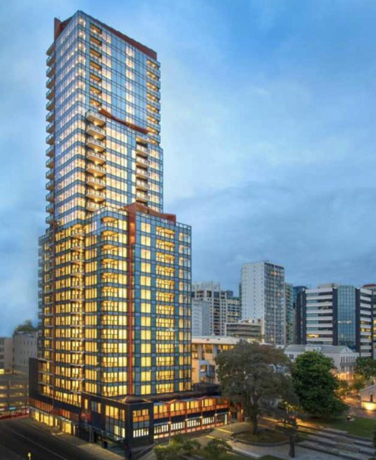 Magnificent Harbour View Skytower View Apartment In Cbd أوكلاند المظهر الخارجي الصورة